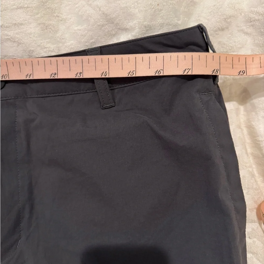 North face men’s shorts 34 waist gray lightweight moisture wicking